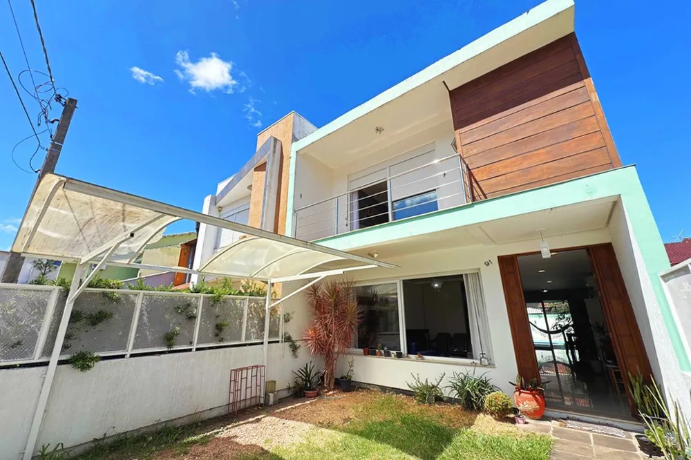 Casa para venda no bairro Hípica em Porto Alegre