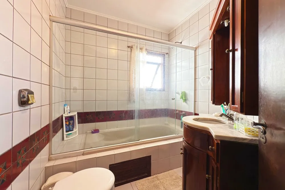 Casa para venda no bairro Ipanema em Porto Alegre