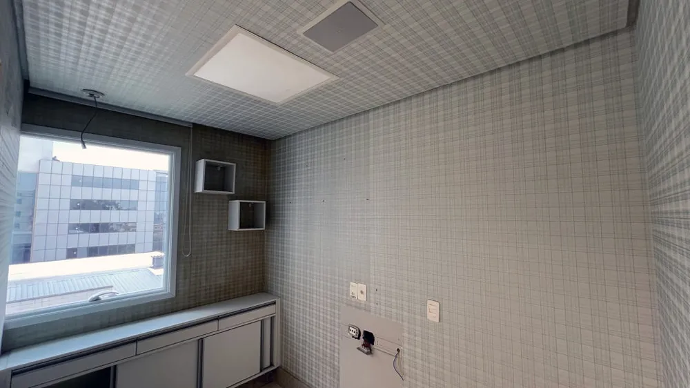 Sala para venda no bairro Higienópolis em Porto Alegre