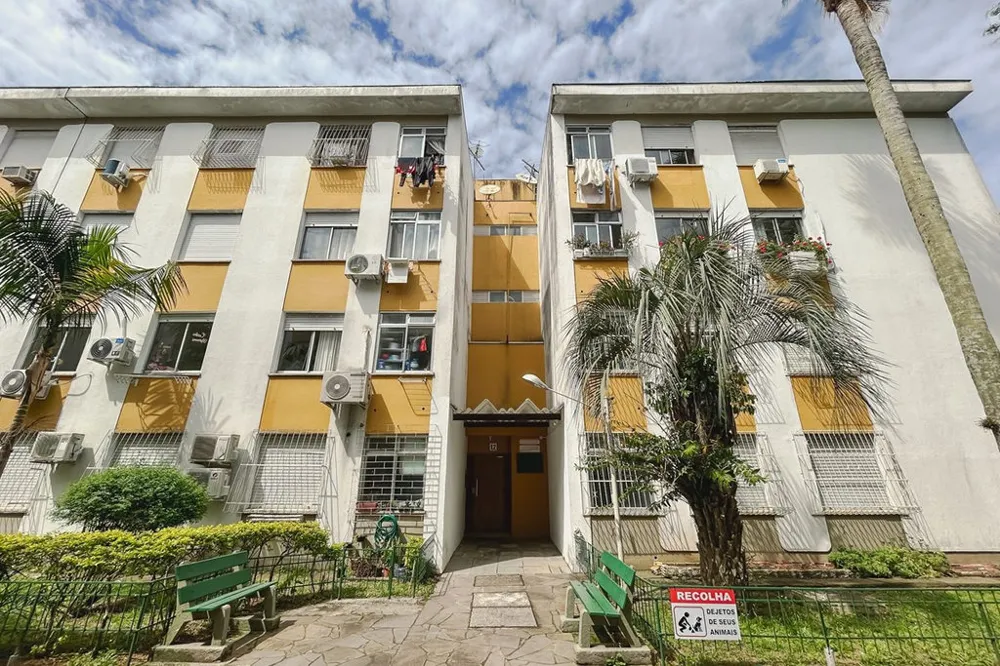 Apartamento para venda no bairro Vila Nova em Porto Alegre
