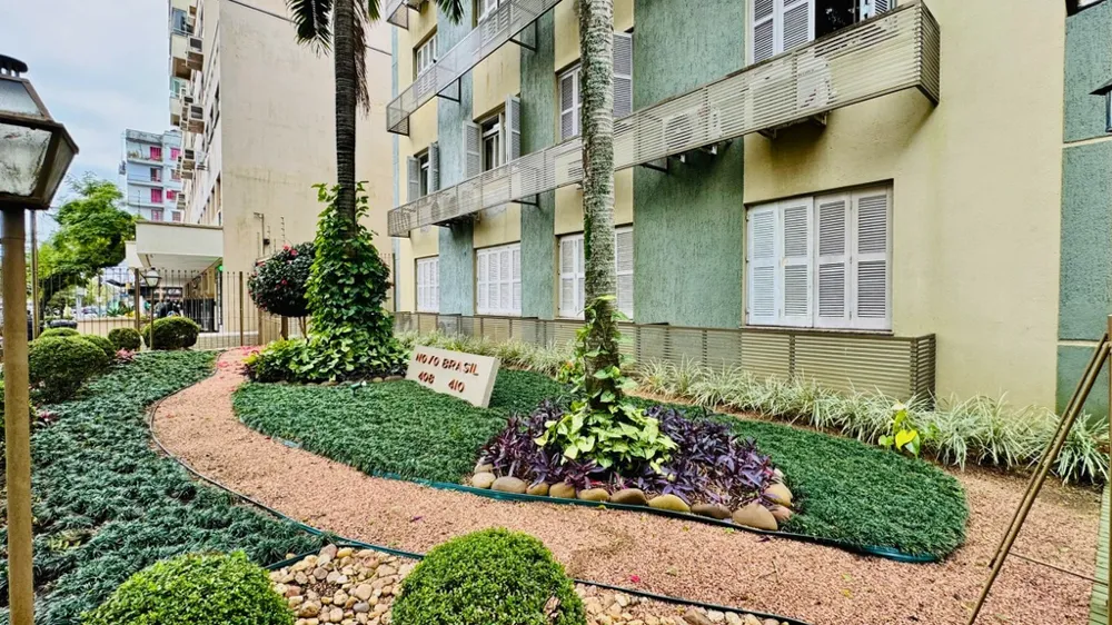 Apartamento para venda no bairro Floresta em Porto Alegre