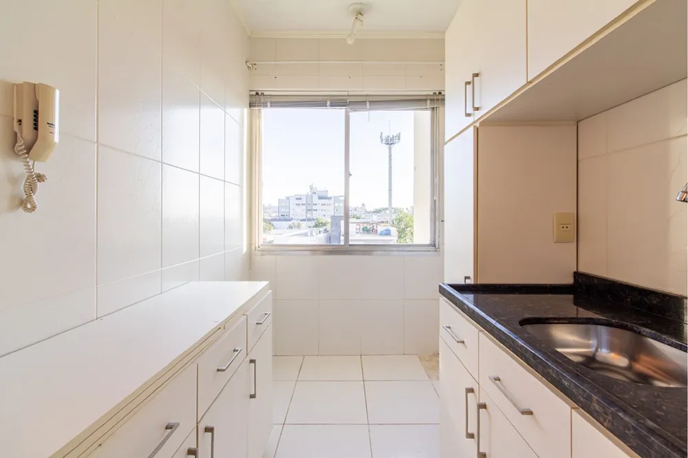 Apartamento para venda no bairro Passo da Areia em Porto Alegre