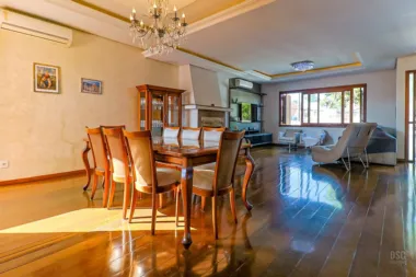 Casa para venda no bairro Jardim Planalto em Porto Alegre