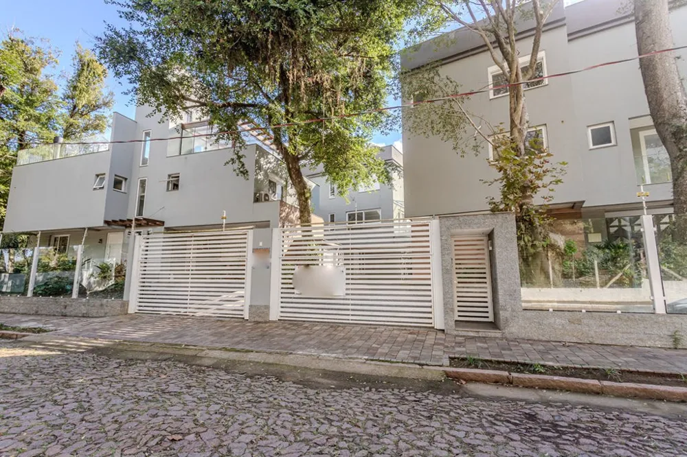 Casa para venda no bairro Tristeza em Porto Alegre