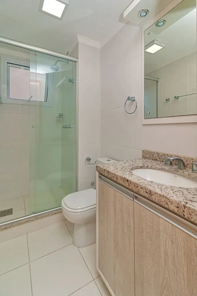 Apartamento para venda no bairro Passo da Areia em Porto Alegre