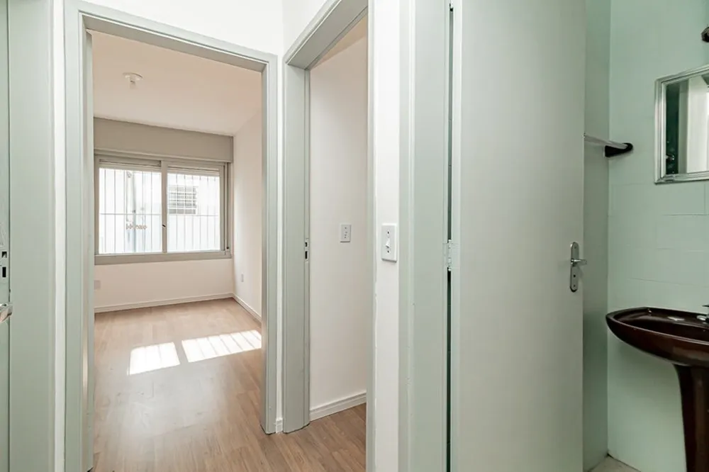 Apartamento para venda no bairro Floresta em Porto Alegre