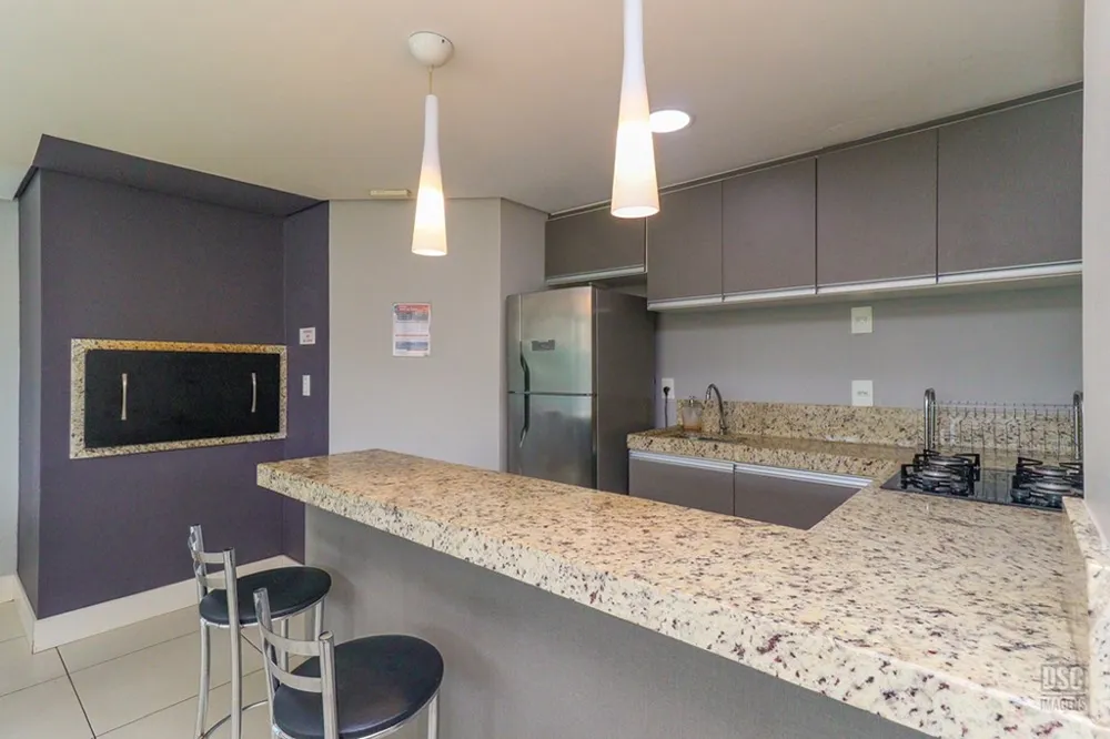 Apartamento para venda no bairro Medianeira em Porto Alegre