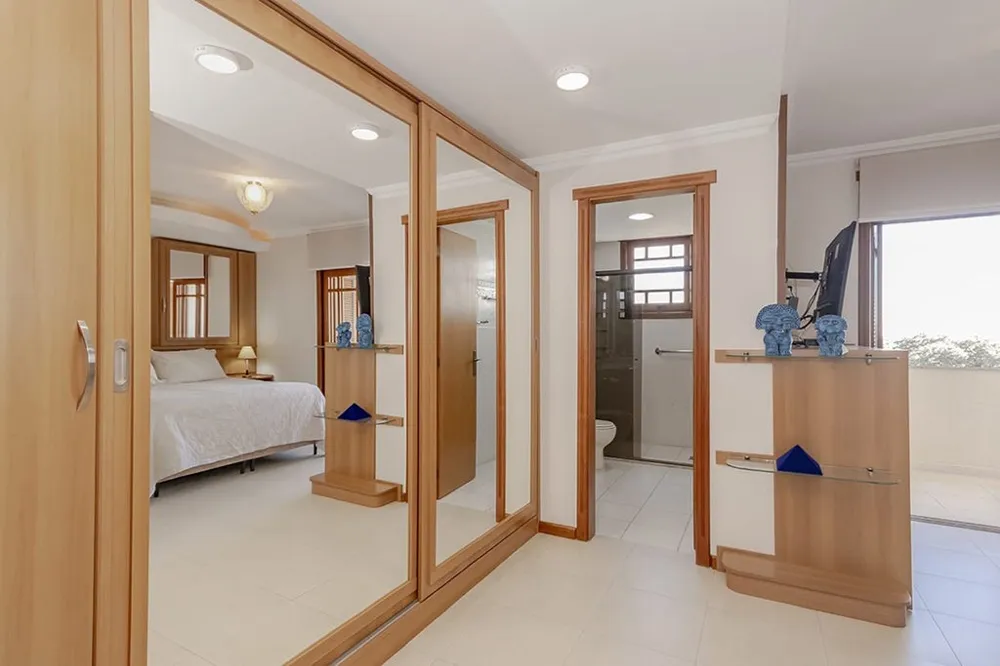 Apartamento para venda no bairro Passo da Areia em Porto Alegre