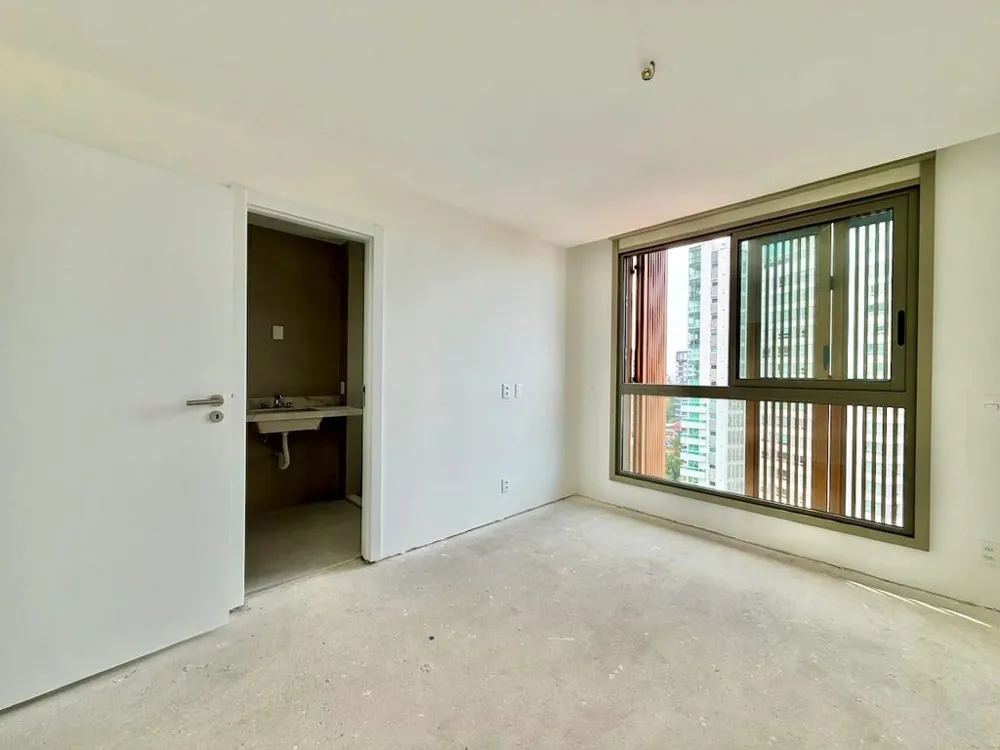 Apartamento para venda no bairro Três Figueiras em Porto Alegre
