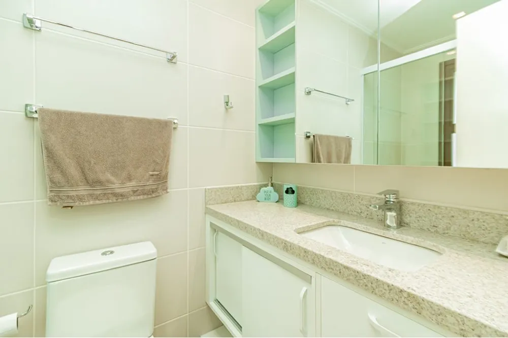 Apartamento para venda no bairro Menino Deus em Porto Alegre