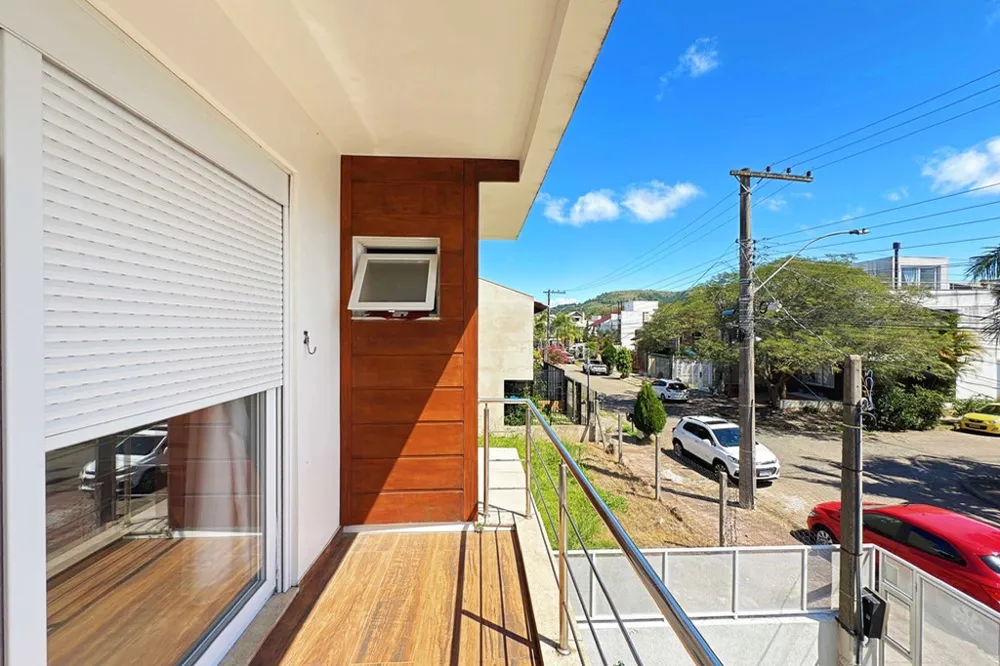 Casa para venda no bairro Hípica em Porto Alegre