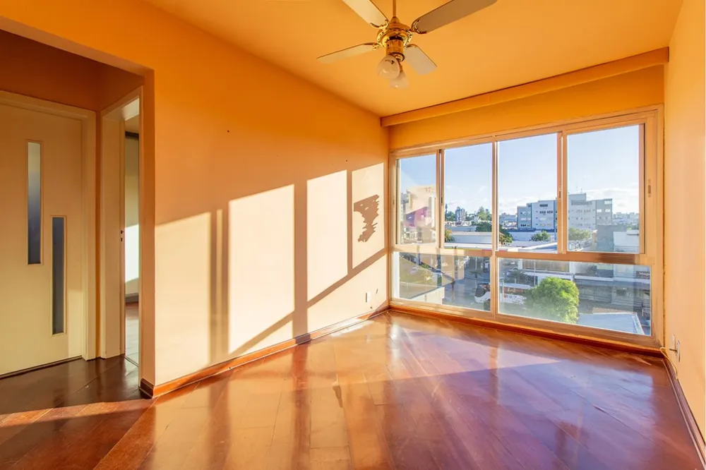 Apartamento para venda no bairro Passo da Areia em Porto Alegre