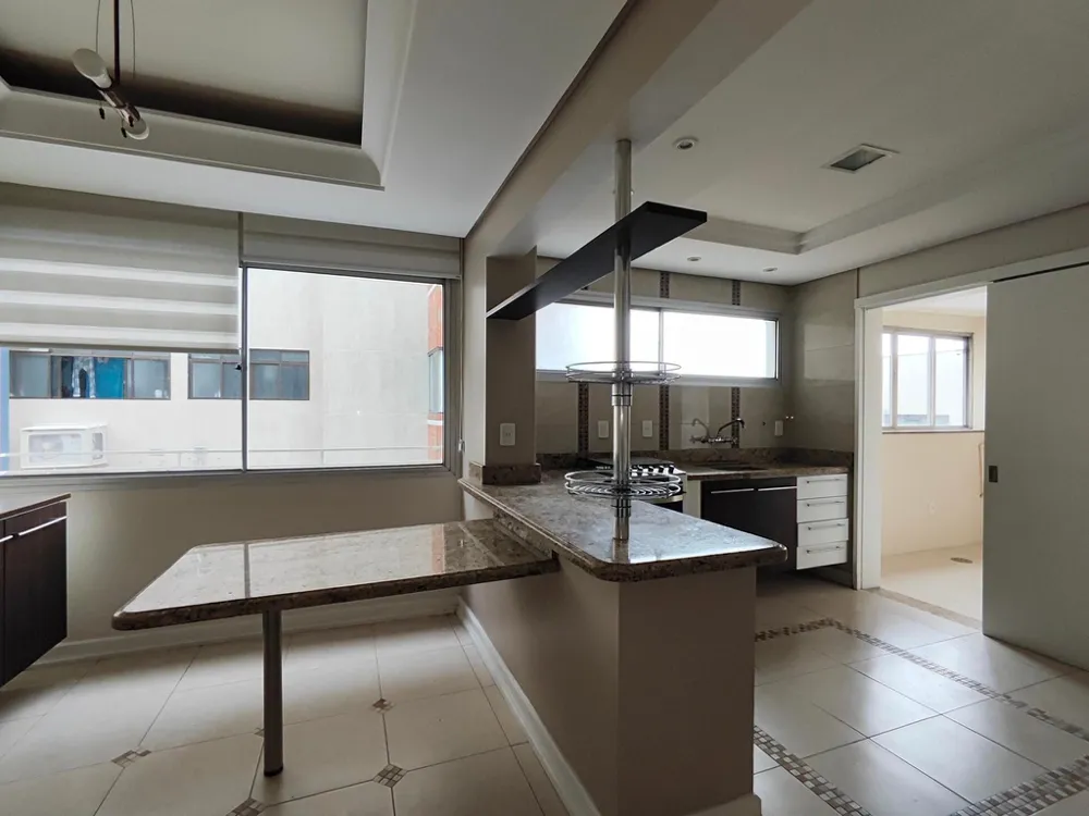 Apartamento para venda no bairro Petrópolis em Porto Alegre