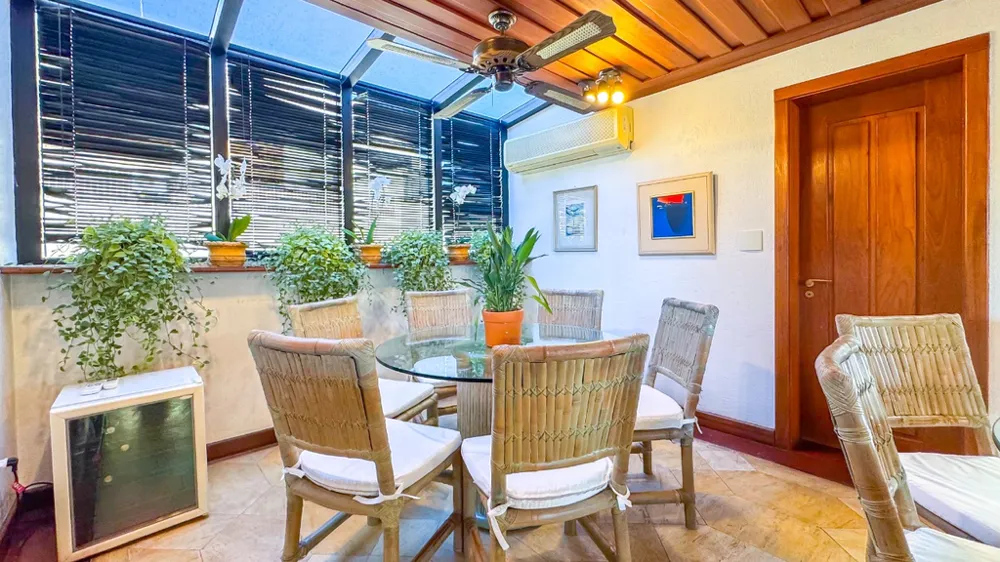 Cobertura Duplex para venda no bairro Petrópolis em Porto Alegre