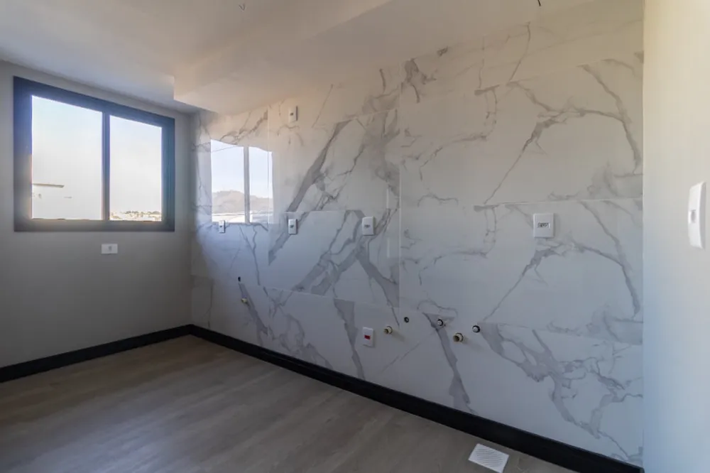 Cobertura Duplex para venda no bairro Jardim Botânico em Porto Alegre