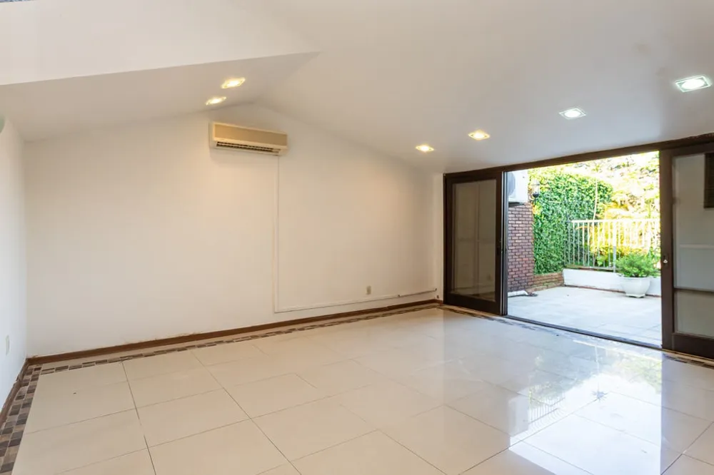 Casa para venda no bairro Boa Vista em Porto Alegre