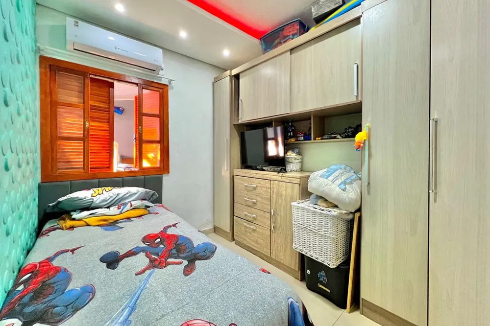 Casa para venda no bairro Estância Velha em Canoas