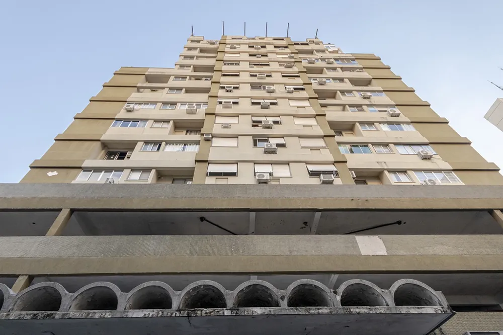 Apartamento para venda no bairro Centro Histórico em Porto Alegre