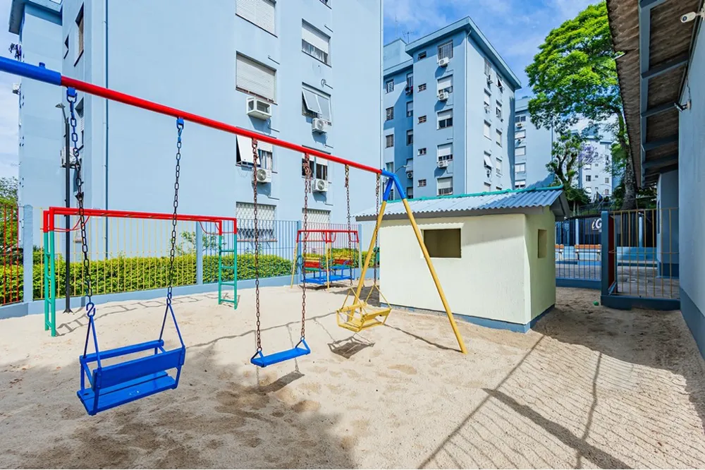 Apartamento para venda no bairro Santo Antônio em Porto Alegre