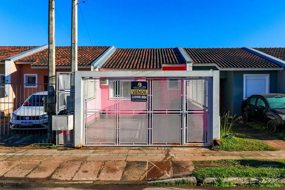 Casa para venda no bairro Restinga em Porto Alegre