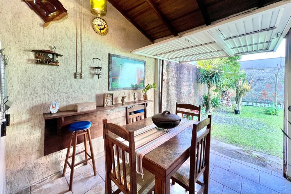 Casa para venda no bairro São José em Canoas