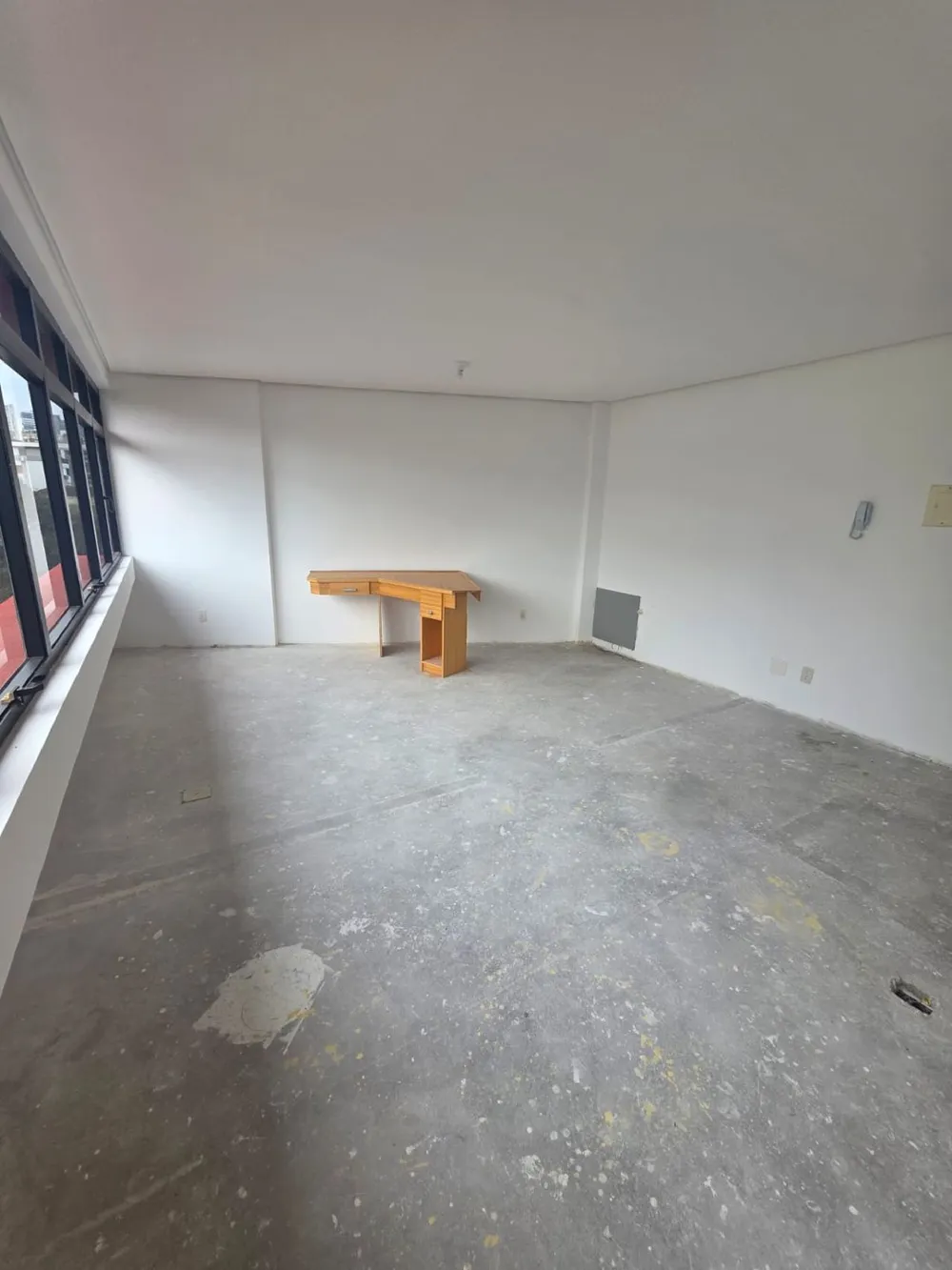 Sala comercial para venda no bairro Petrópolis em Porto Alegre