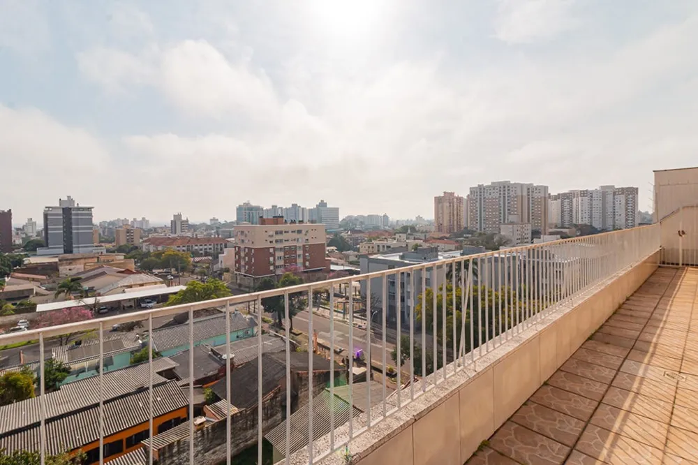 Apartamento para venda no bairro Vila Ipiranga em Porto Alegre