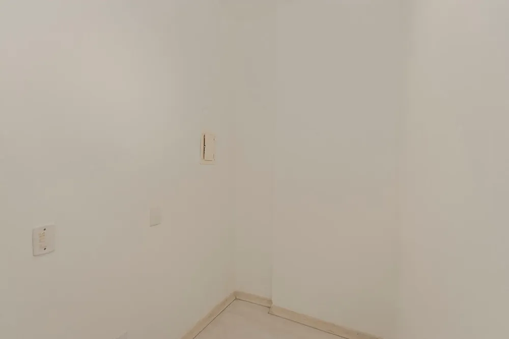 Sala para venda no bairro Petrópolis em Porto Alegre