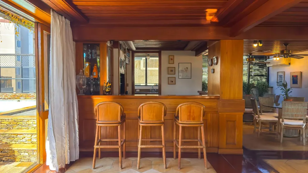 Cobertura Duplex para venda no bairro Petrópolis em Porto Alegre
