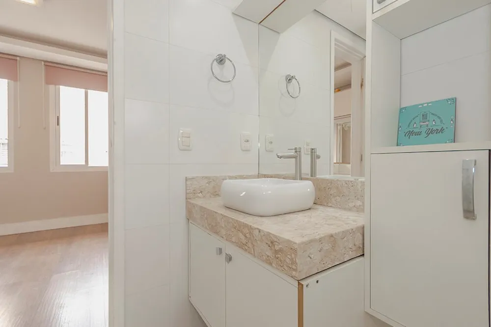 Apartamento para venda no bairro Cidade Baixa em Porto Alegre