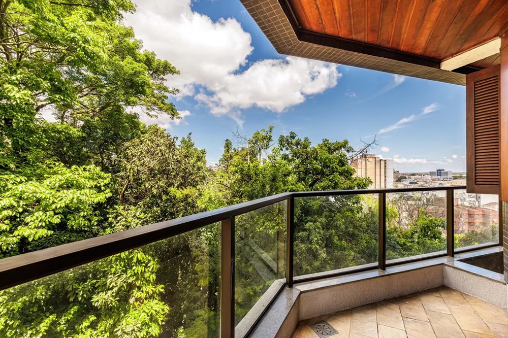 Apartamento para venda no bairro Moinhos de Vento em Porto Alegre