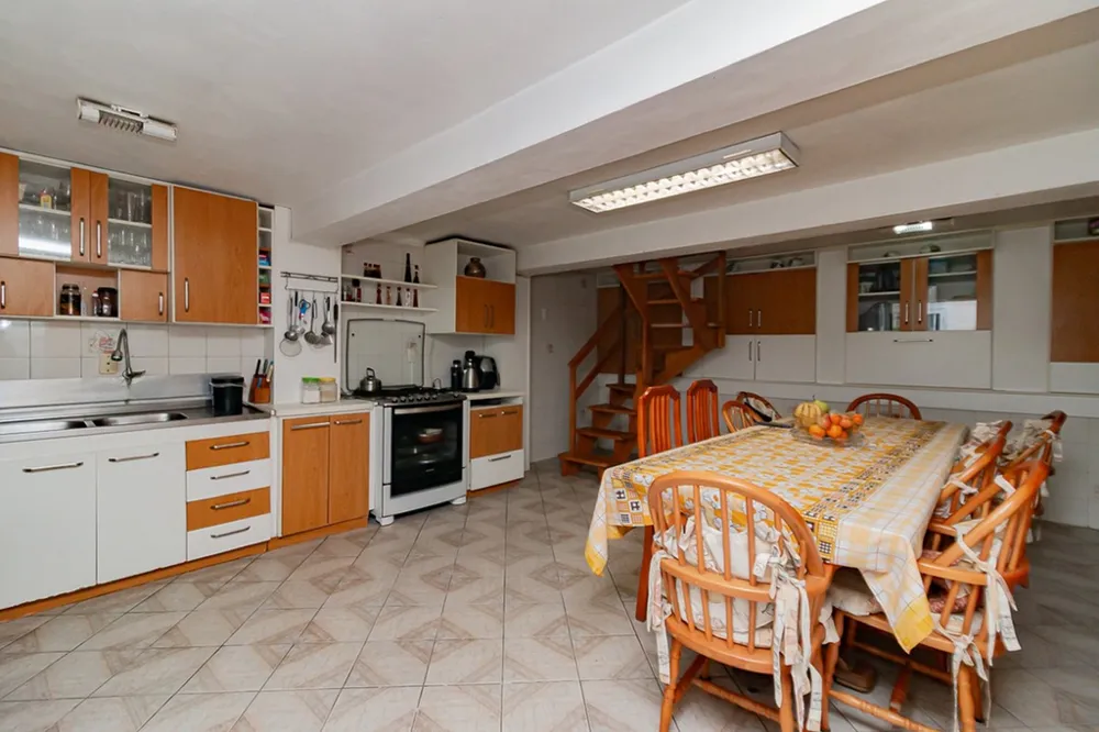 Casa para venda no bairro Vila Ipiranga em Porto Alegre