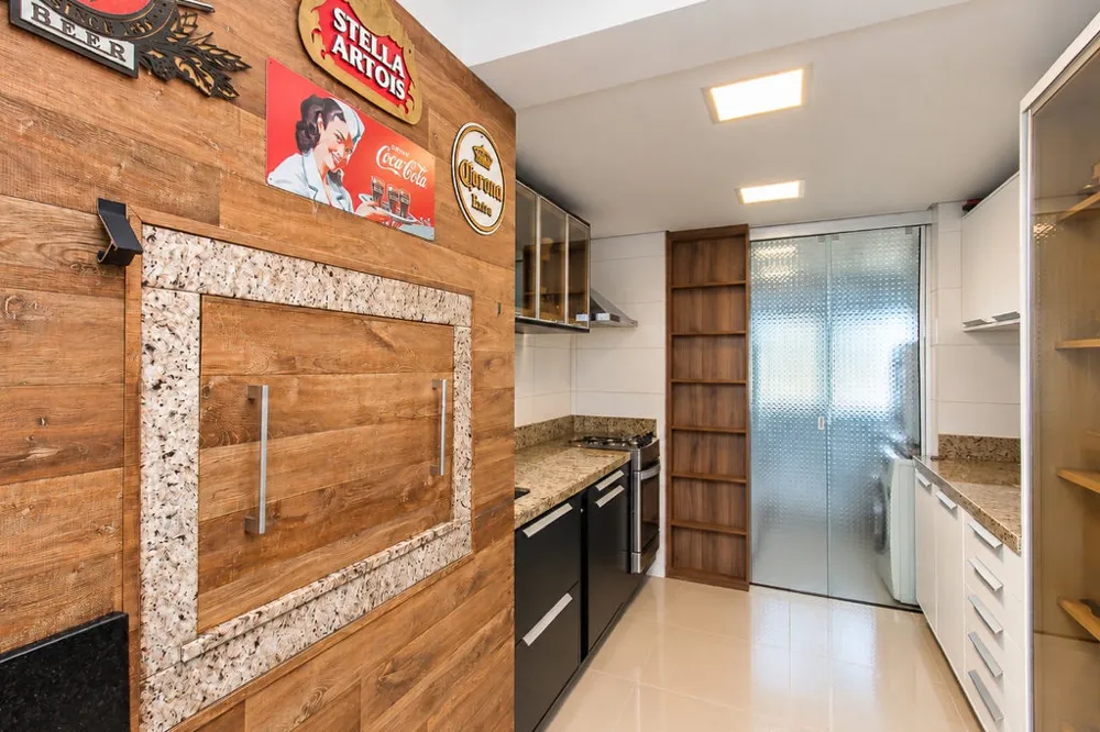 Apartamento para venda no bairro Passo da Areia em Porto Alegre
