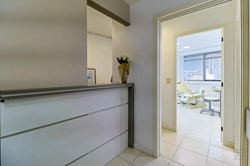 Sala para venda no bairro Rio Branco em Porto Alegre