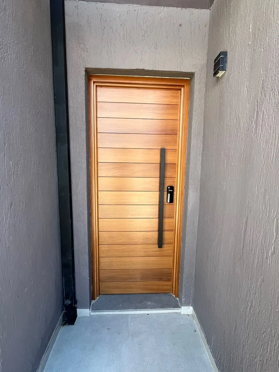 Sobrado Triplex para venda no bairro SANTA TEREZINHA em Canela
