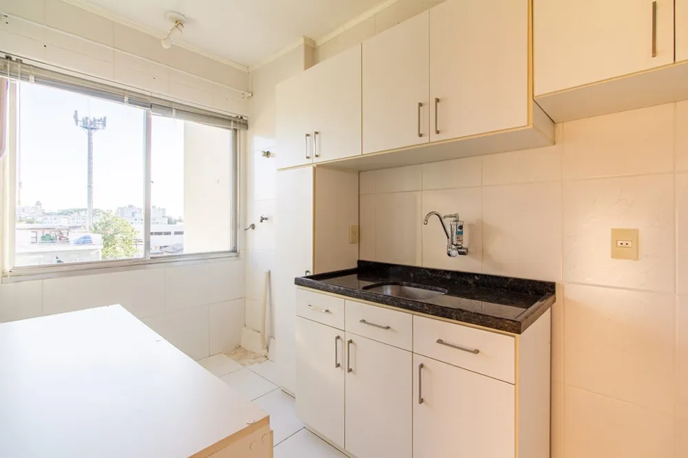 Apartamento para venda no bairro Passo da Areia em Porto Alegre