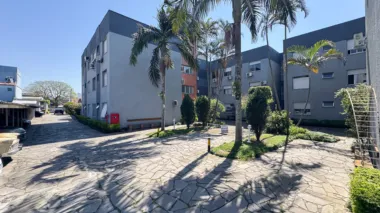 Apartamento para venda no bairro Camaquã em Porto Alegre
