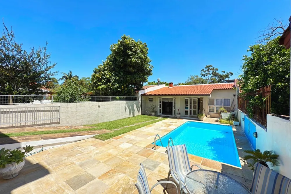 Casa para venda no bairro Ipanema em Porto Alegre