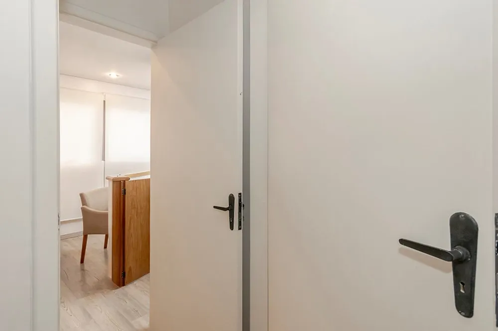Sala para venda no bairro Moinhos de Vento em Porto Alegre