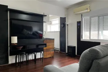 Apartamento para venda no bairro Menino Deus em Porto Alegre