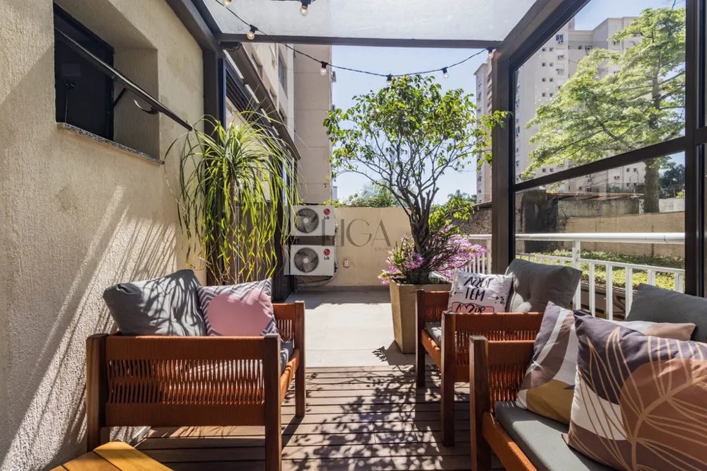 Garden para venda no bairro Passo da Areia em Porto Alegre