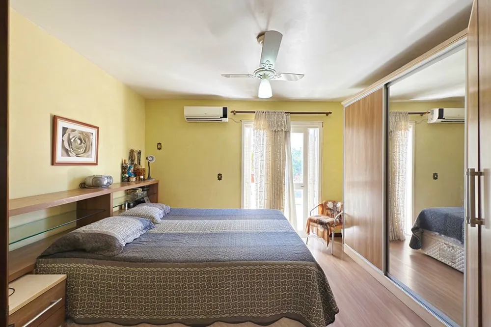 Casa para venda no bairro Ipanema em Porto Alegre