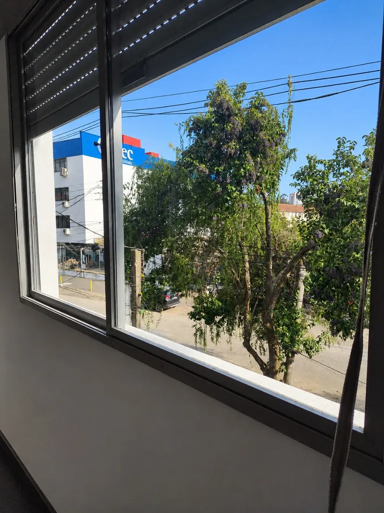 Apartamento para venda no bairro Passo da Areia em Porto Alegre
