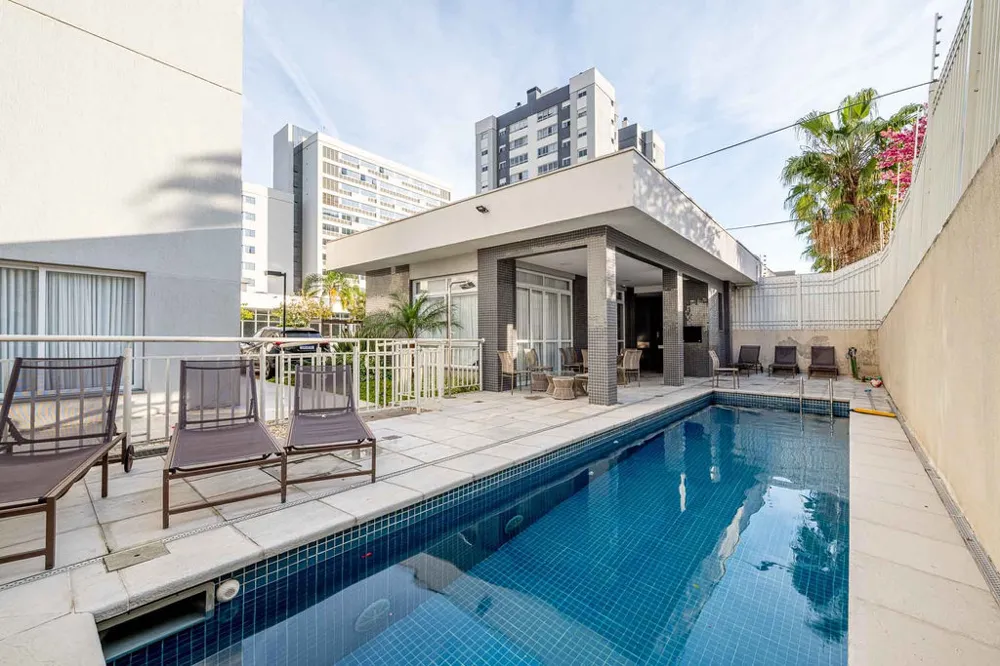 Apartamento para venda no bairro Central Parque em Porto Alegre