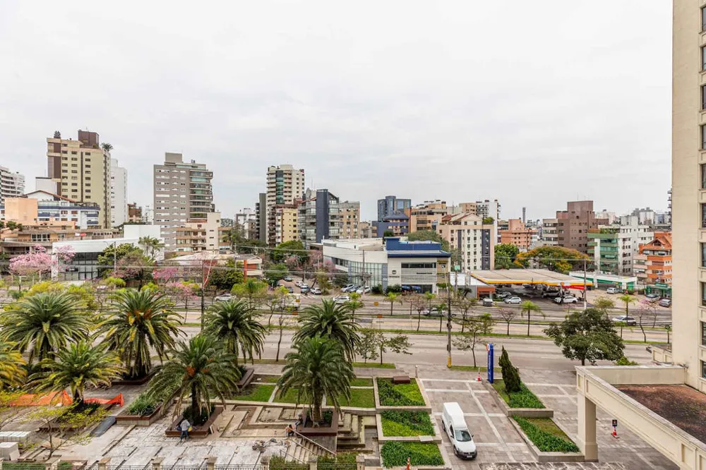 Apartamento para venda no bairro Três Figueiras em Porto Alegre