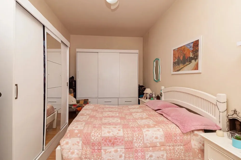 Apartamento para venda no bairro Centro Histórico em Porto Alegre