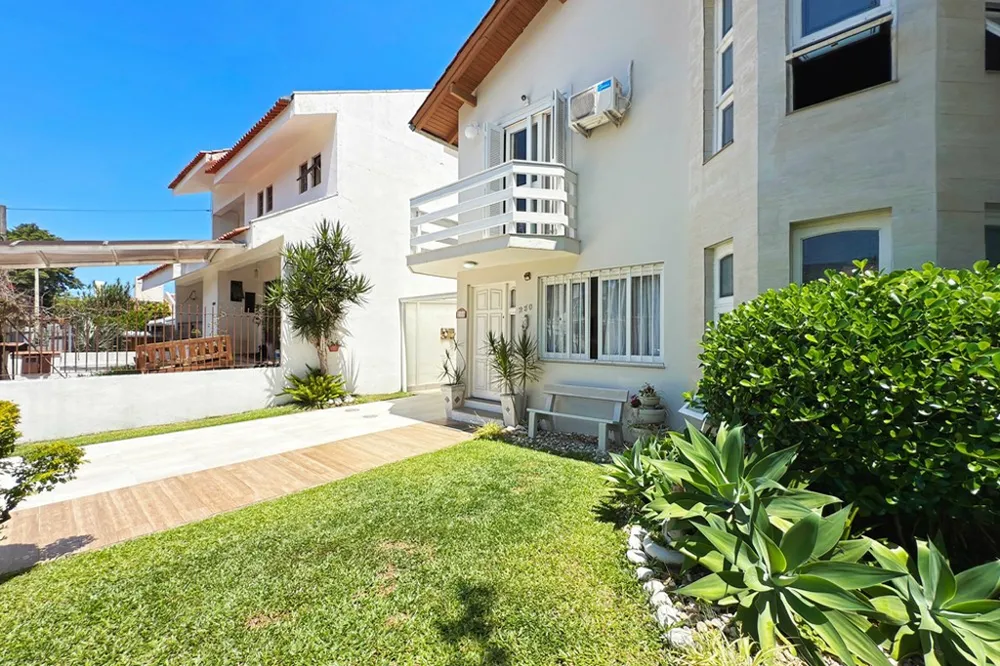 Casa para venda no bairro Ipanema em Porto Alegre