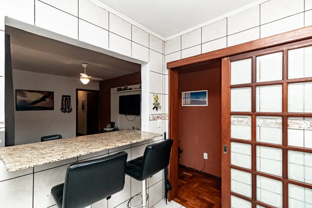 Apartamento para venda no bairro Passo da Areia em Porto Alegre