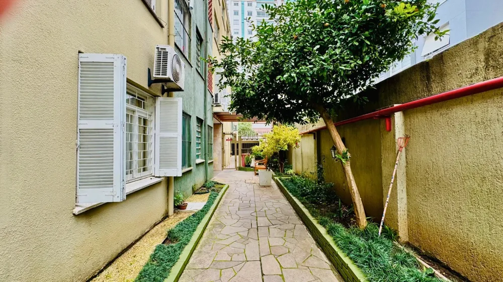 Apartamento para venda no bairro Floresta em Porto Alegre