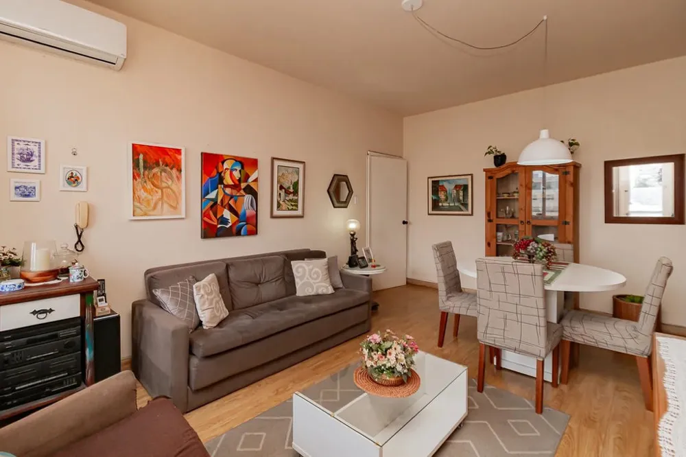 Apartamento para venda no bairro Centro Histórico em Porto Alegre